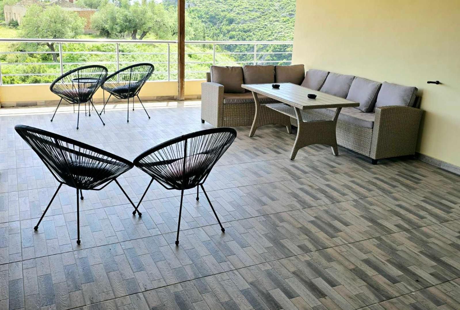 Philoxenia Guest House Himare Bagian luar foto